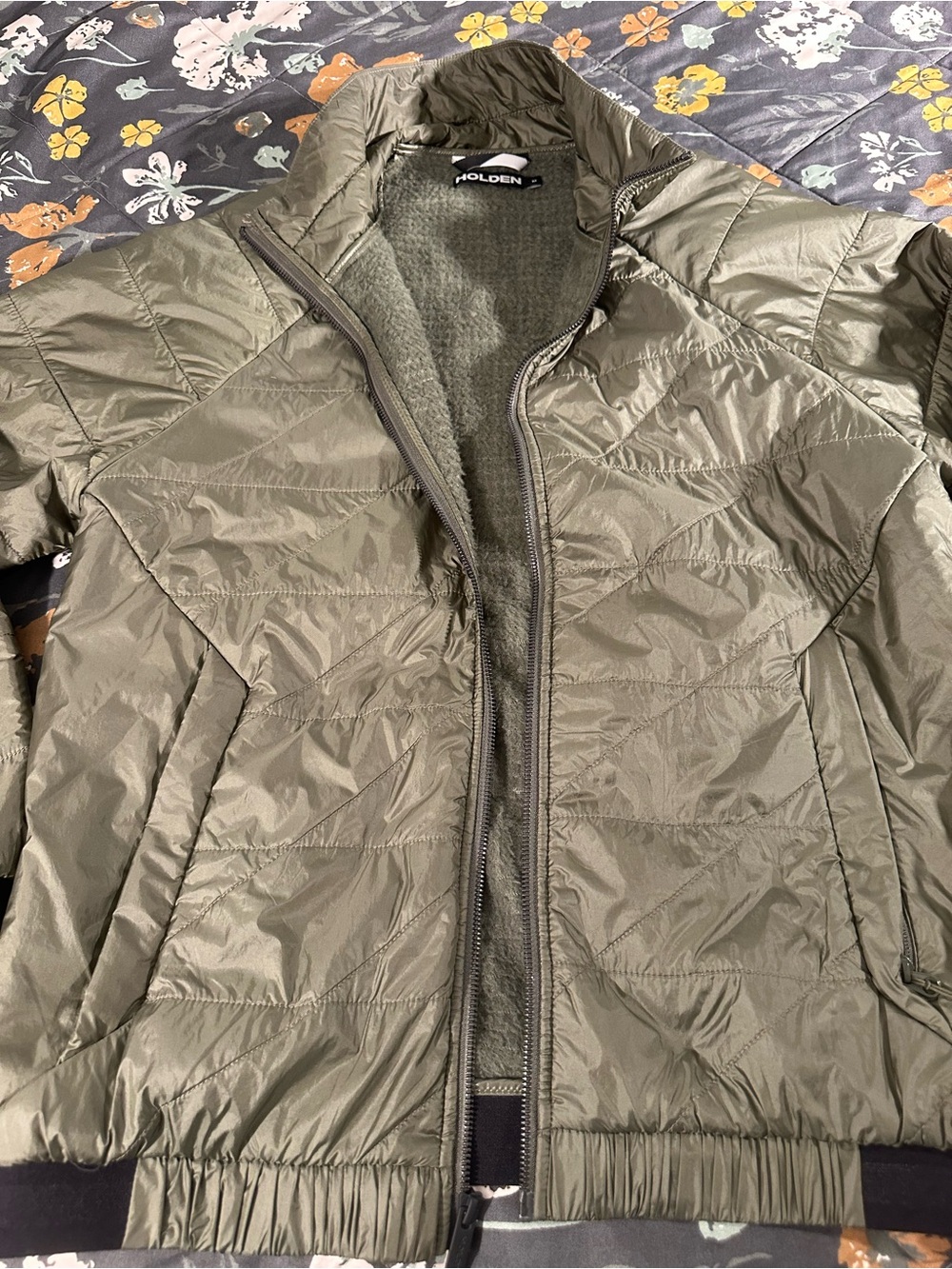 Holden Men’s Olive casual bomber jacket size Medium in Excellent condition